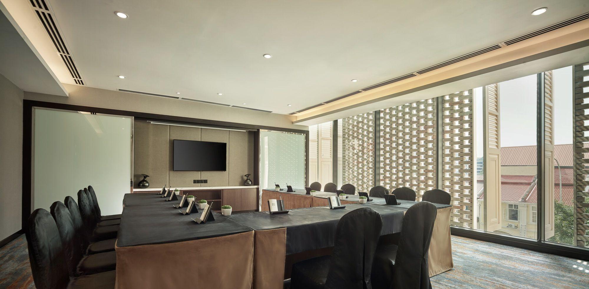 Hotel Stripes Kuala Lumpur, Autograph Collection מראה חיצוני תמונה Meeting room at the hotel