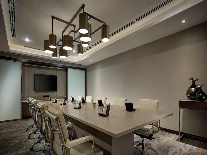 Hotel Stripes Kuala Lumpur, Autograph Collection מראה חיצוני תמונה Boardroom at the Westin Mumbai International Airport
