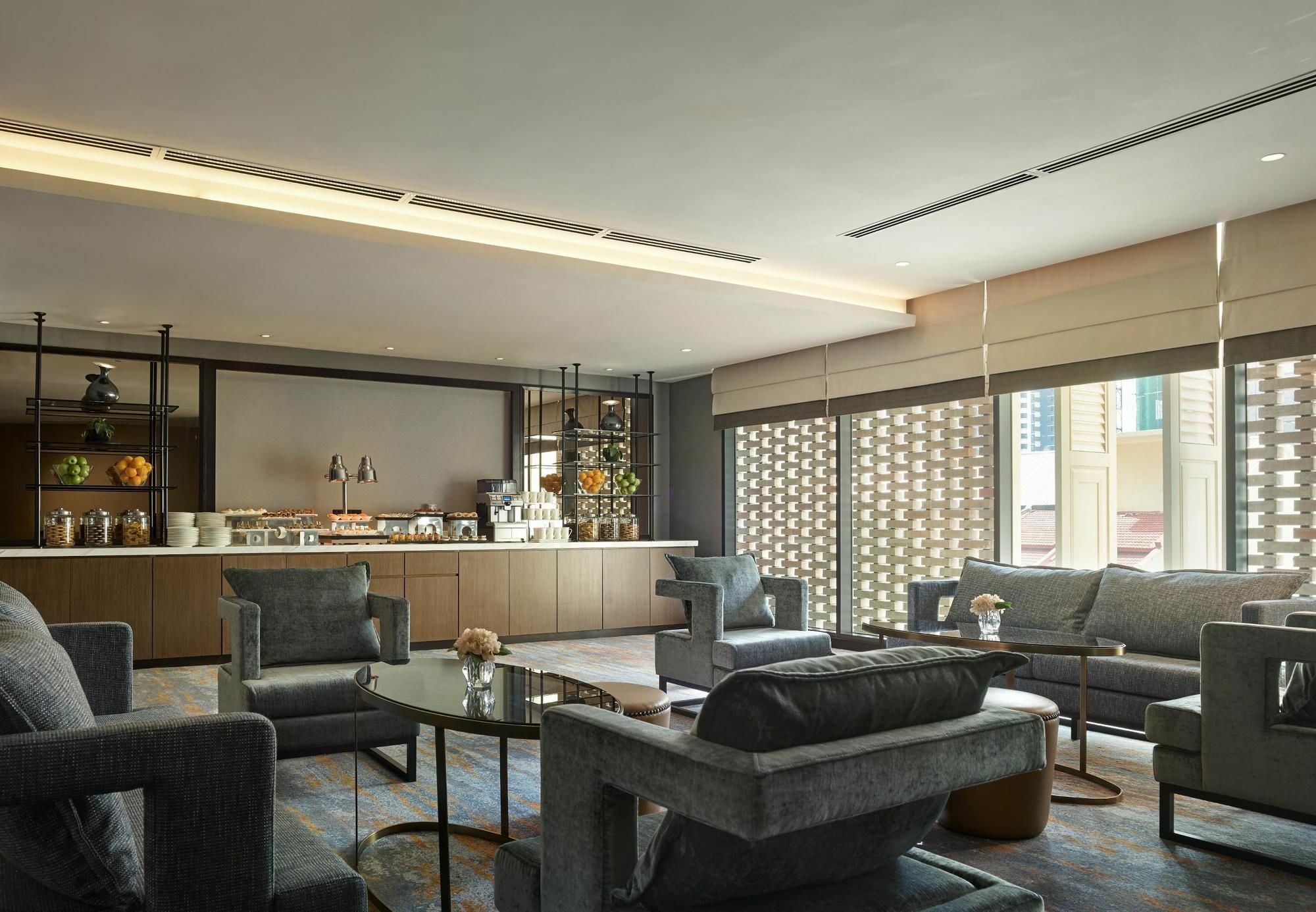 Hotel Stripes Kuala Lumpur, Autograph Collection מראה חיצוני תמונה The Club lounge at London Heathrow Airport